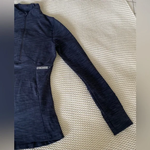 Gymshark 1/2 Zip Pullover - Picture 7 of 7